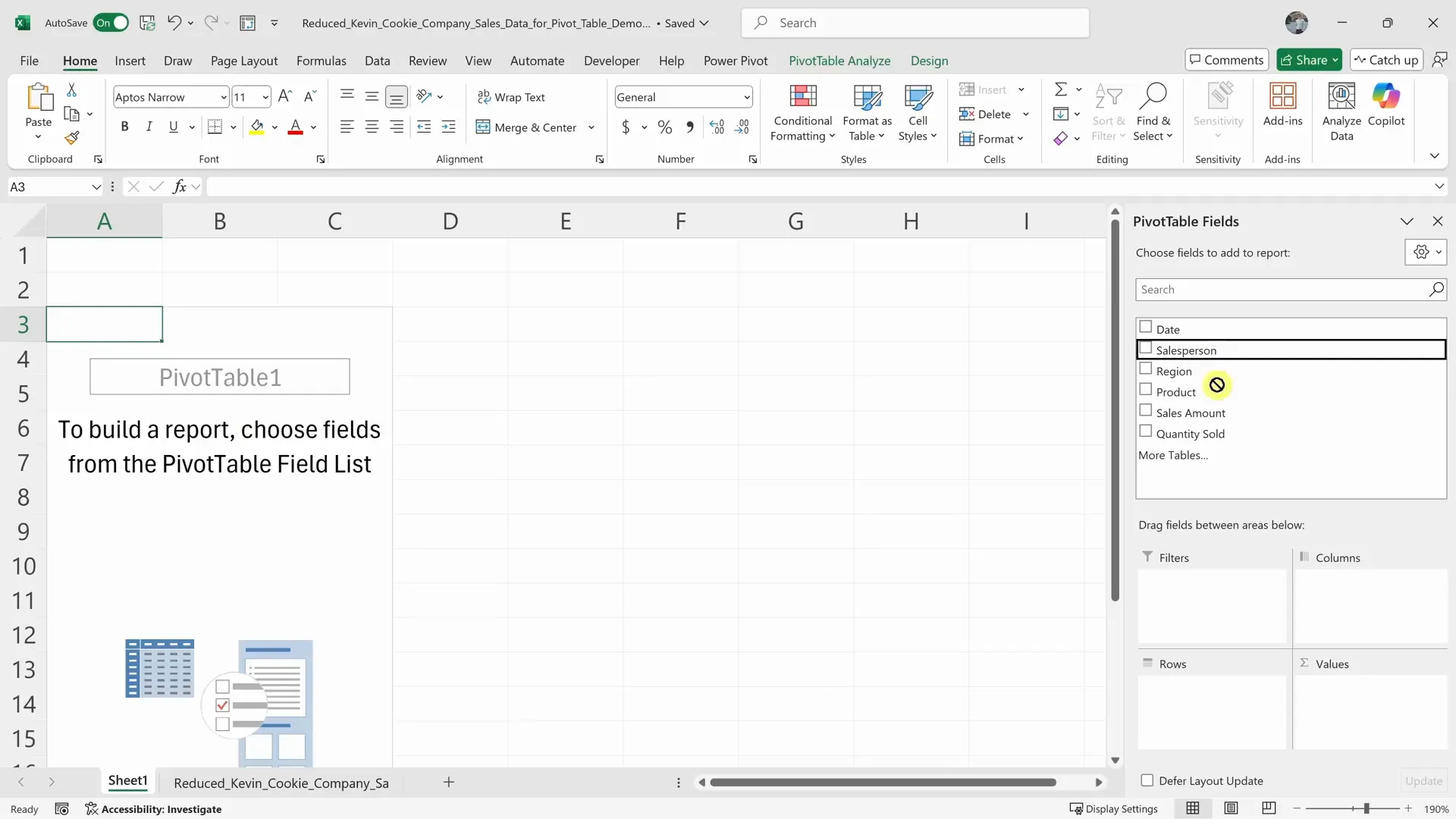 Leere Pivot-Tabelle mit sichtbarem Bereich "PivotTable-Felder"